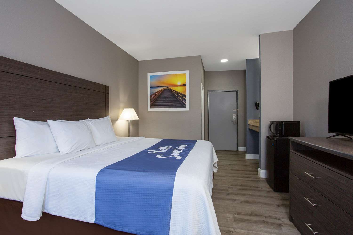 Days Inn by Wyndham Chesapeake 18/45