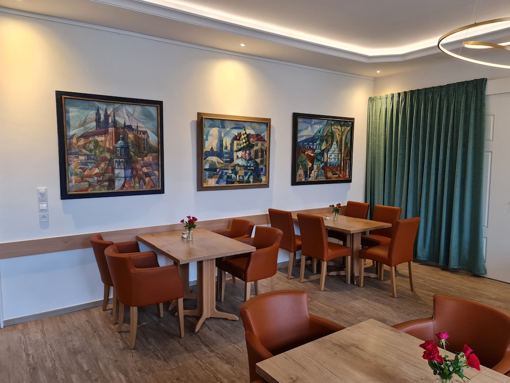 Parkhotel Senftenberg 31/60