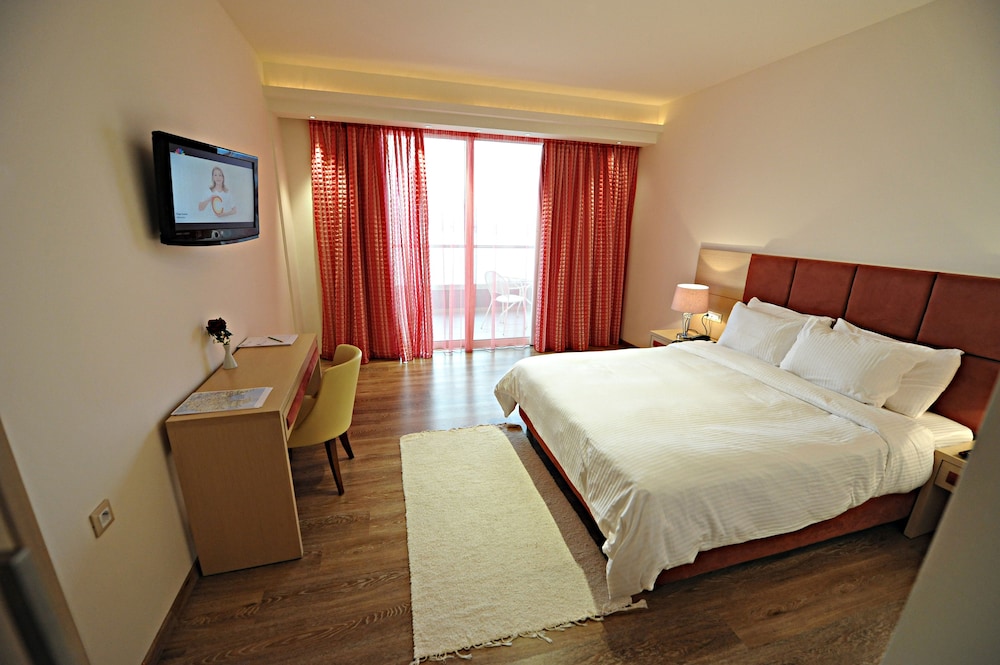 Belvedere Hotel 14/70