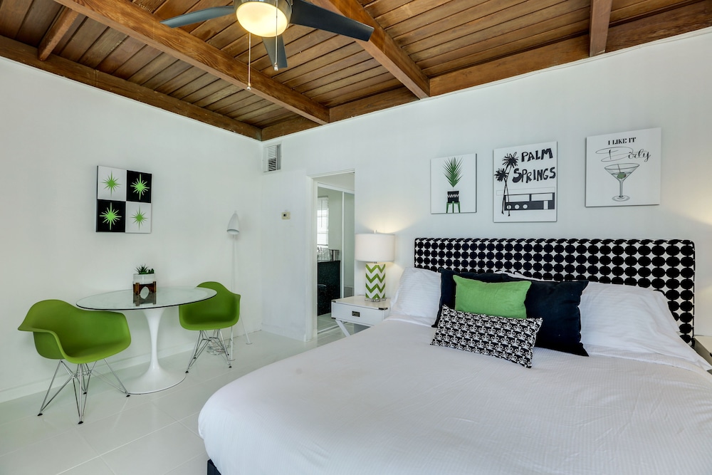 The Three Fifty Hotel - Adults Only 18/63