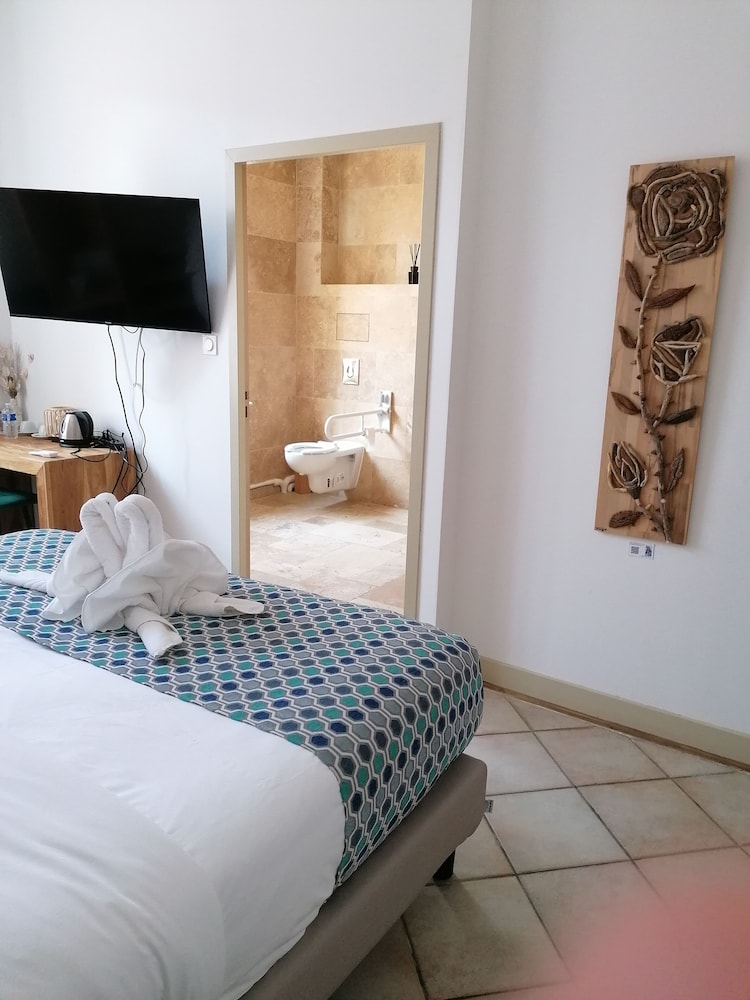 DOMAINE DE LA NERTHE- HOTEL PROVENCE MEDITERRANEE 13/50