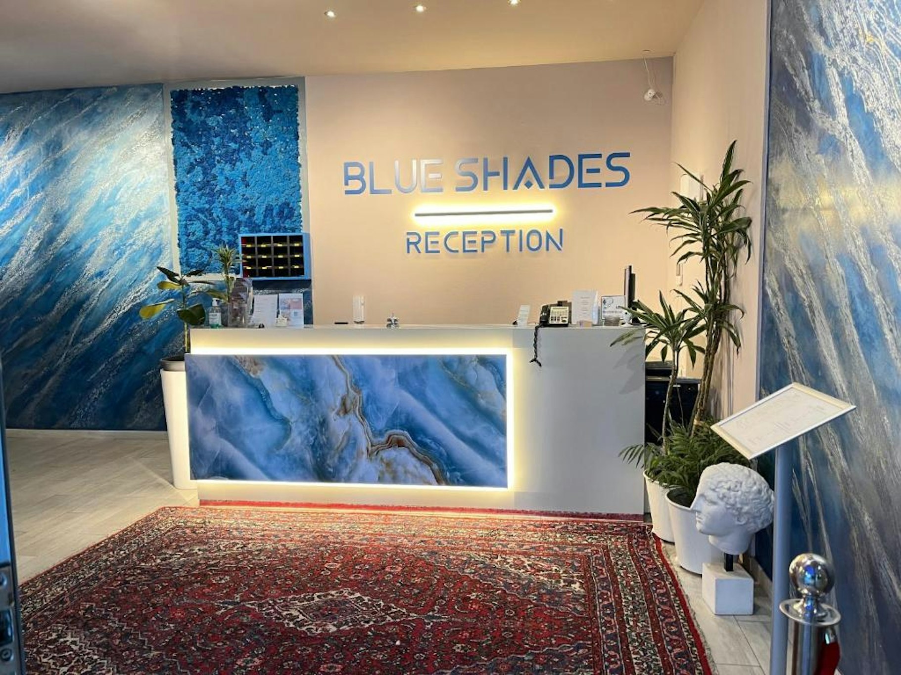 Blue Shades Aparthotel 6/66