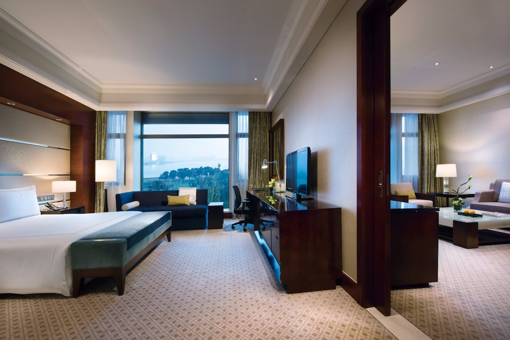 Jinji Lake Grand Hotel Club 8/57