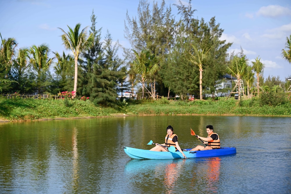 Emerald Ho Tram Resort 45/47
