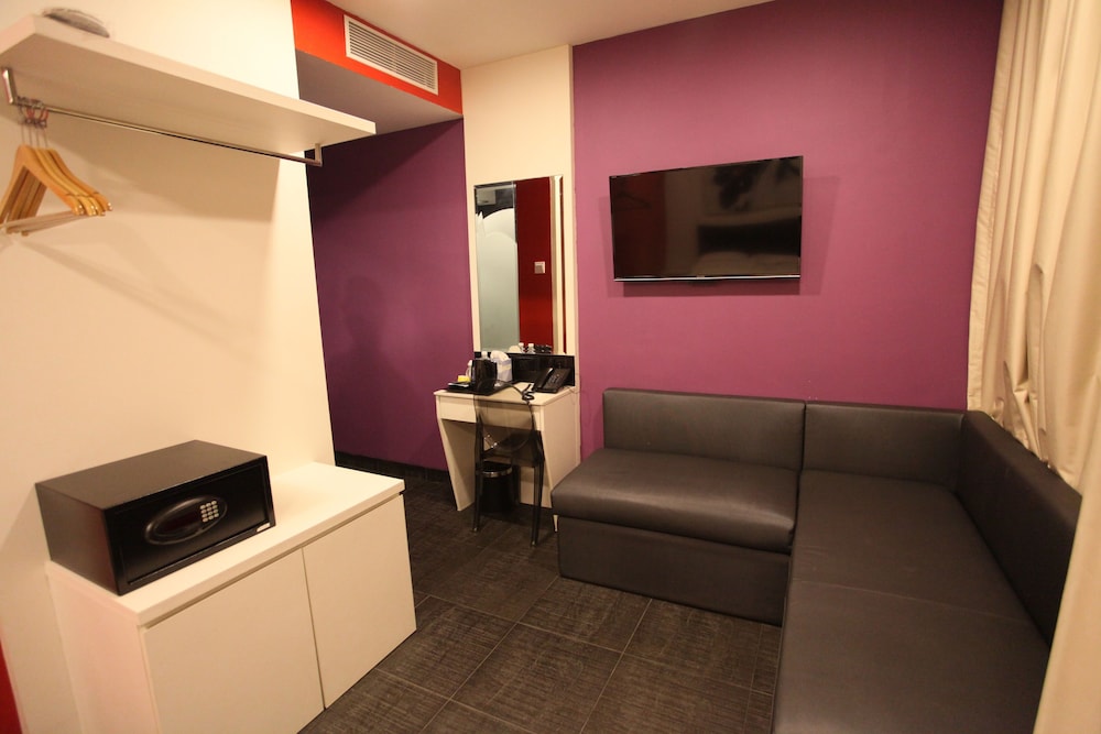 Venue Hotel 28/41