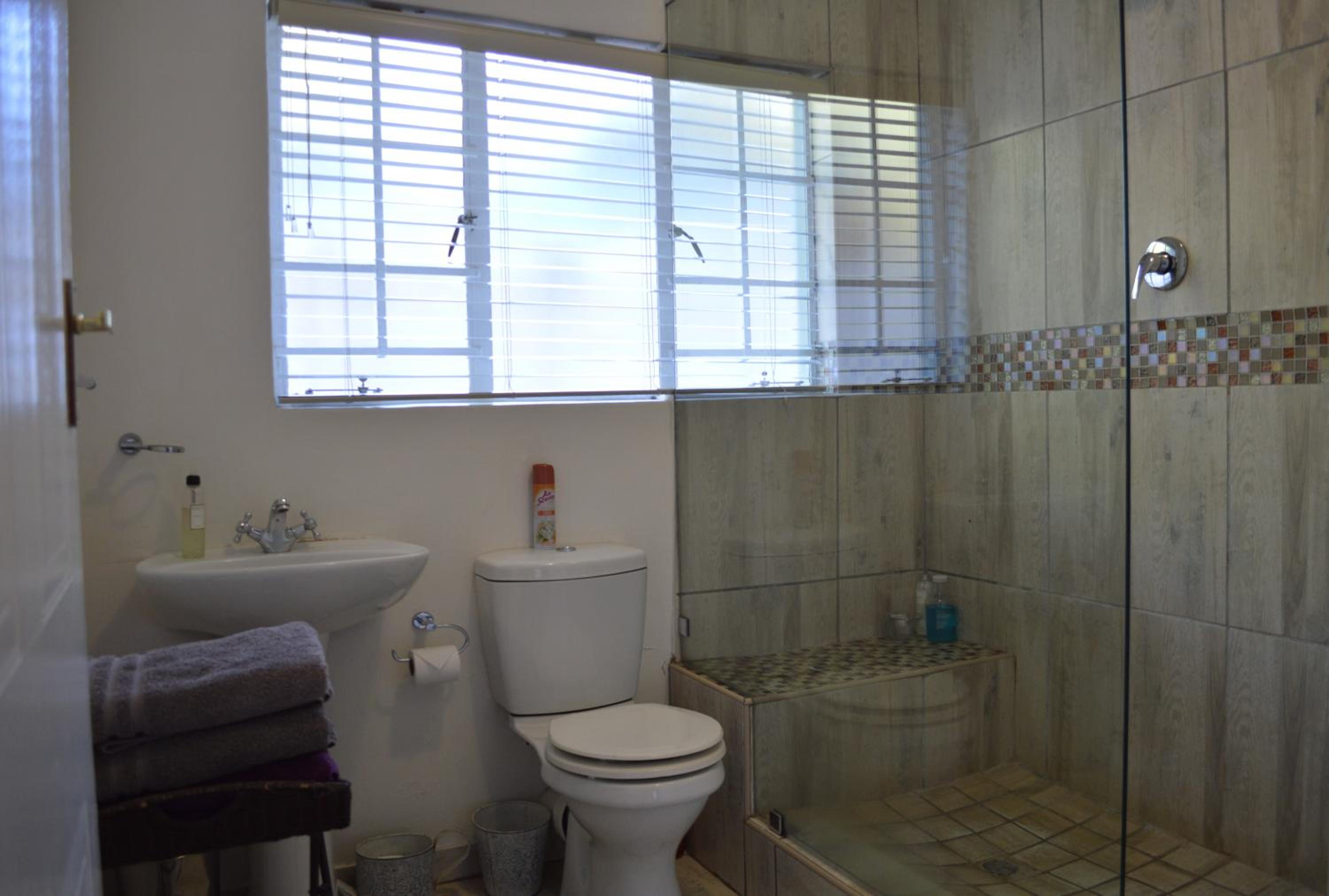 Dullstroom Artist Cottages 38/39