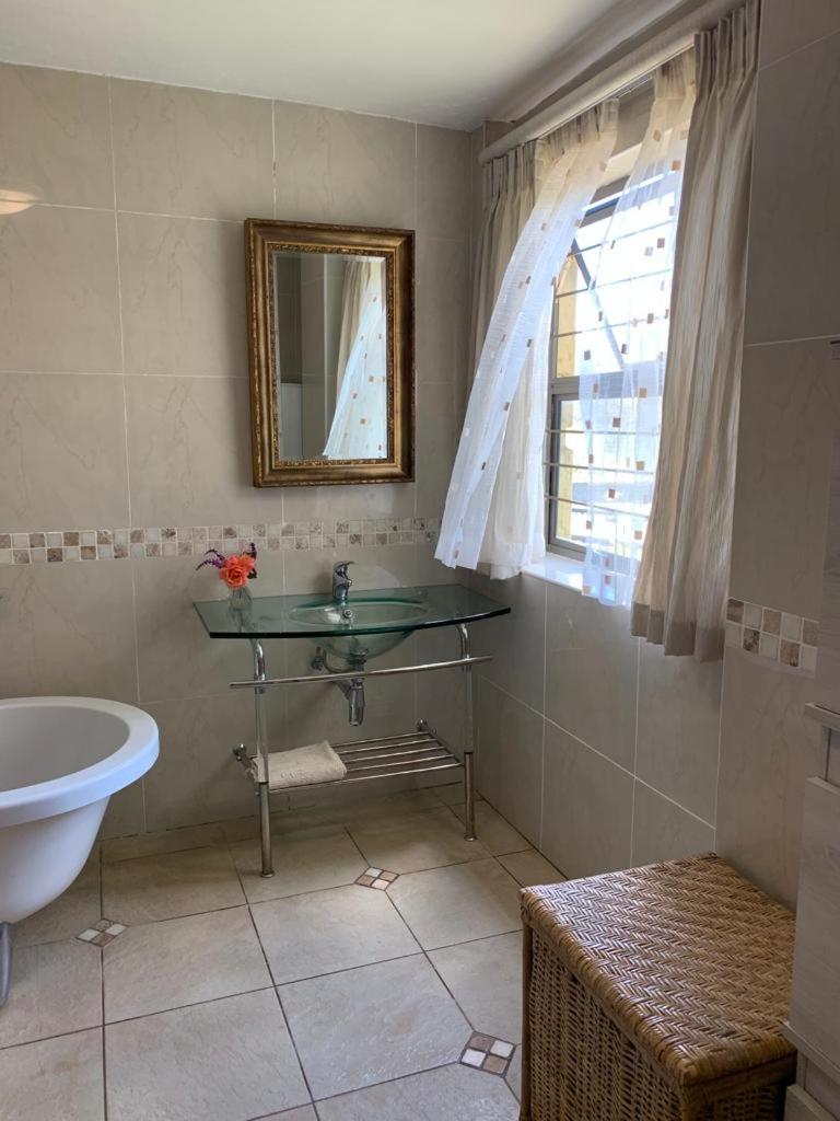 Mountain Rose Boutique Hotel 47/50