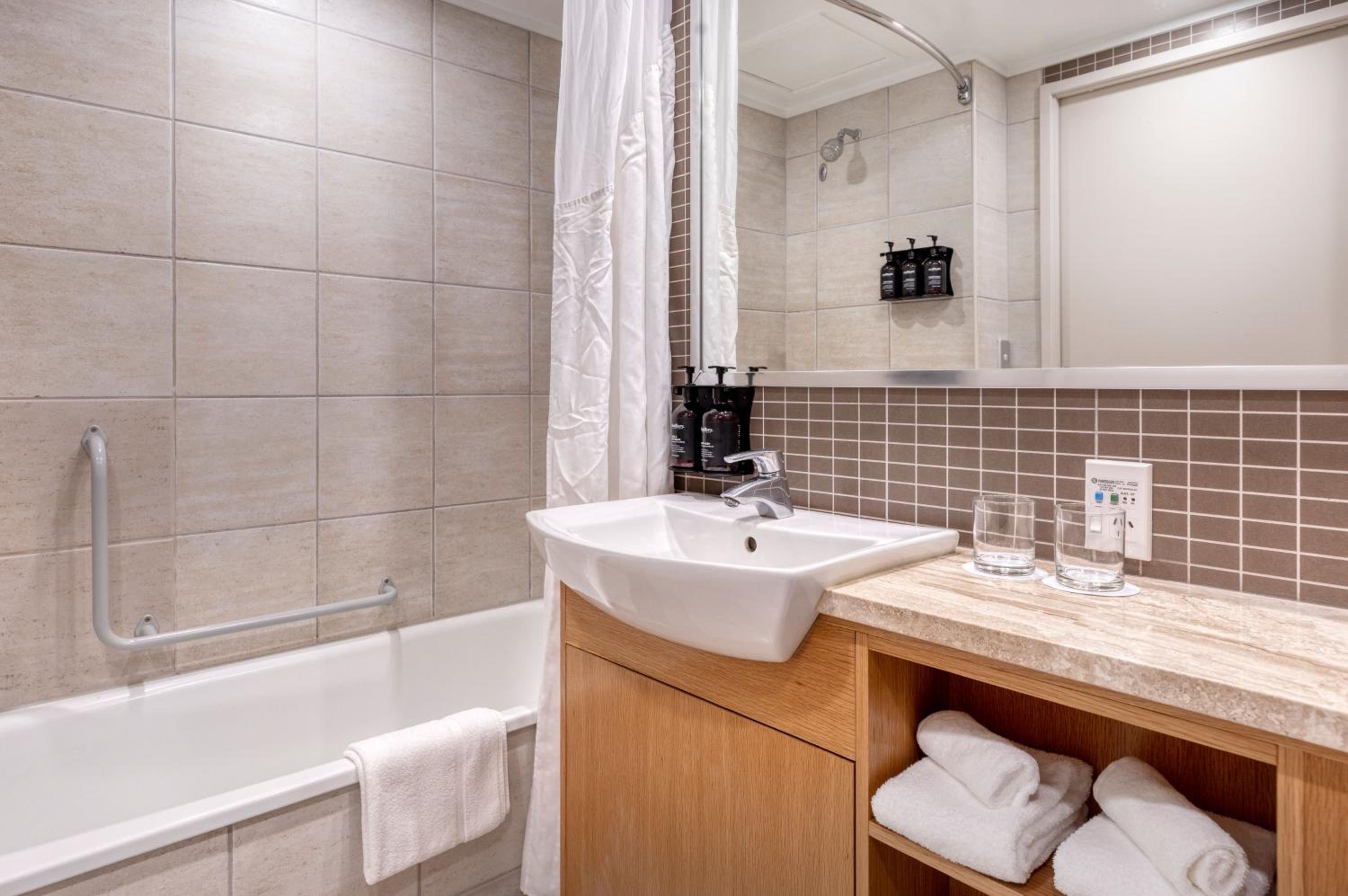 جناح بغرفة نوم واحدة، Rydges Rotorua 2/2