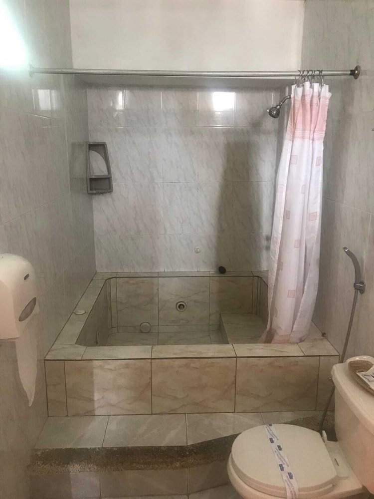 Hotel Malecon Inn 65/67