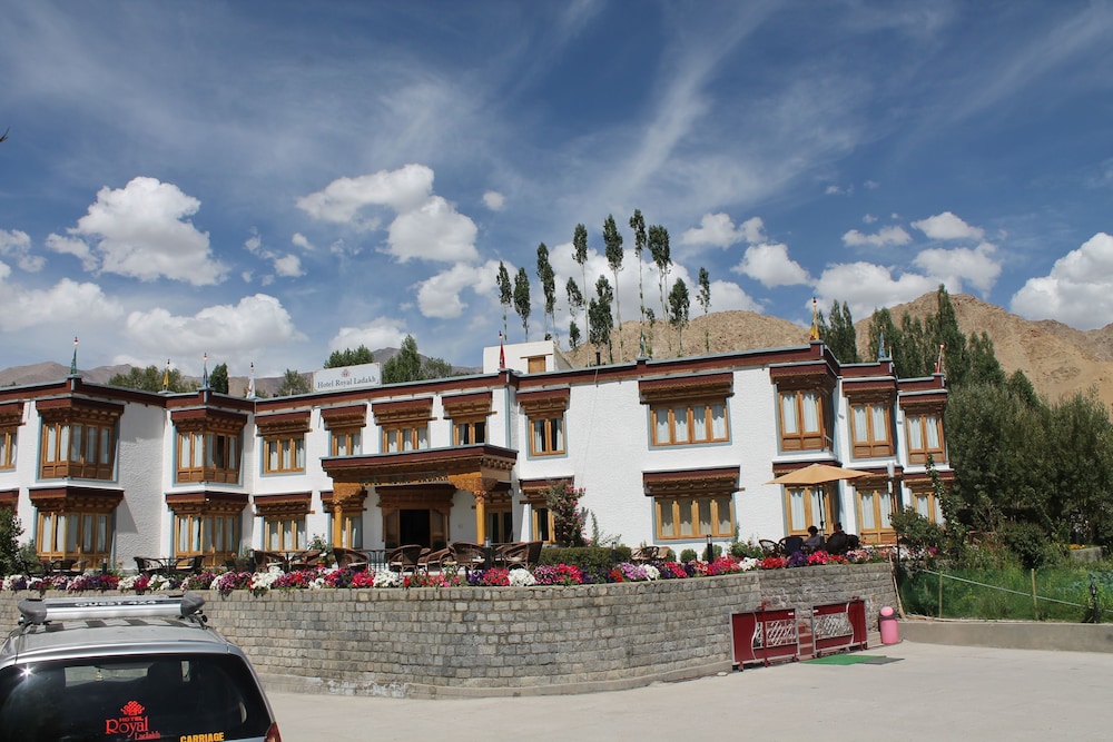 Hotel Royal Ladakh 8/50