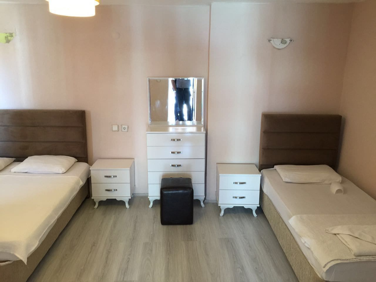 غرفة ثلاثية بسرير مزدوج وسرير فردي، Delta Hotel 4/6