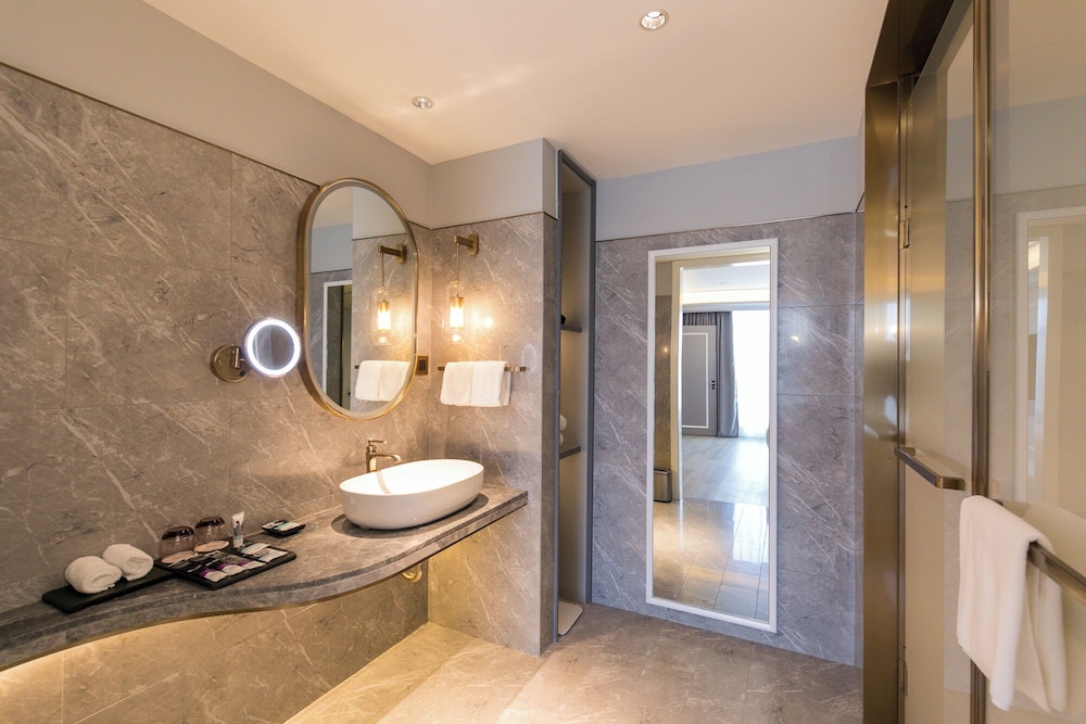 Mercure Turpan Downtown 50/50