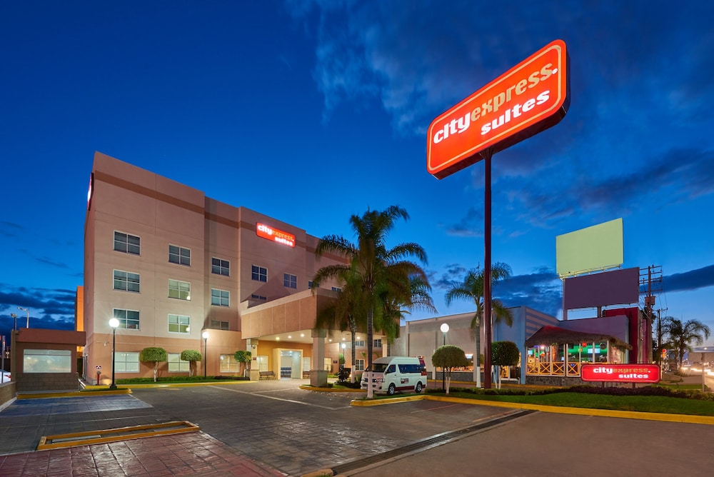 City Express Suites by Marriott San Luis Potosi 1/59