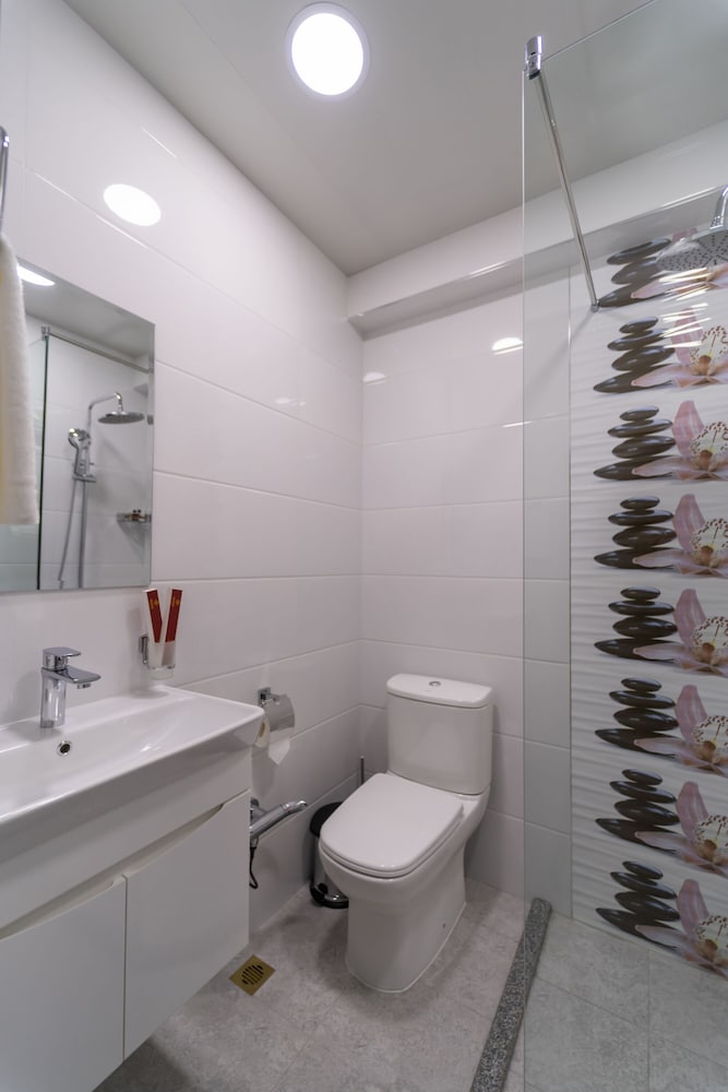 Nuovo Boutique Hotel 76/80