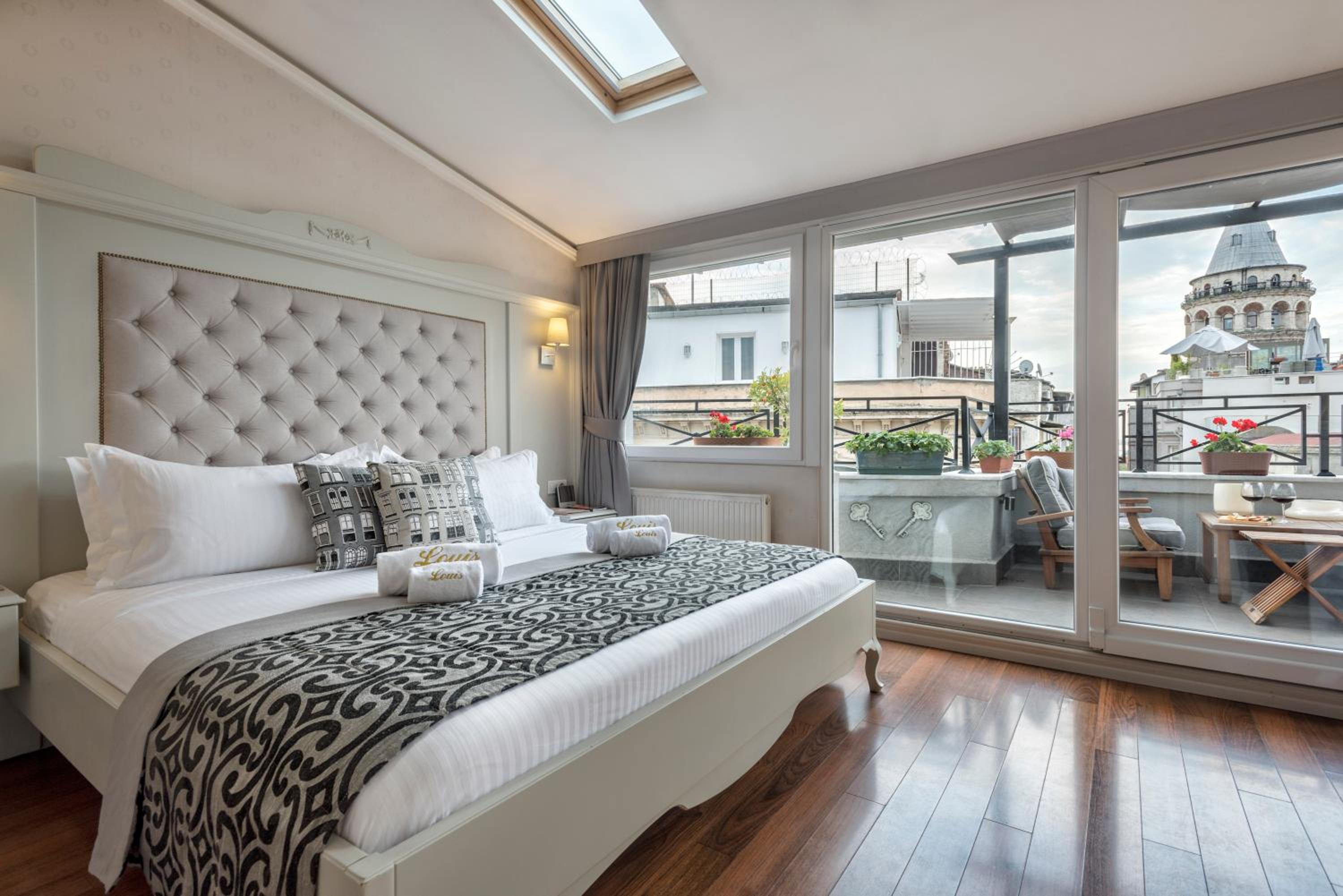 Tower, Suite, King Bed, Terrace