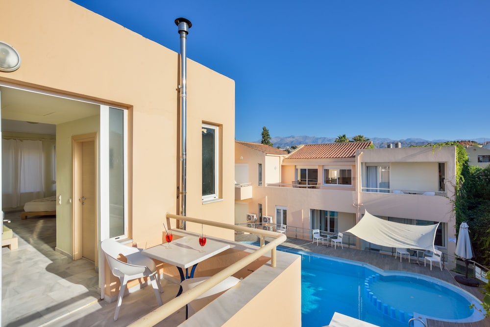Elmas Dream Apartments And Villas 5/42