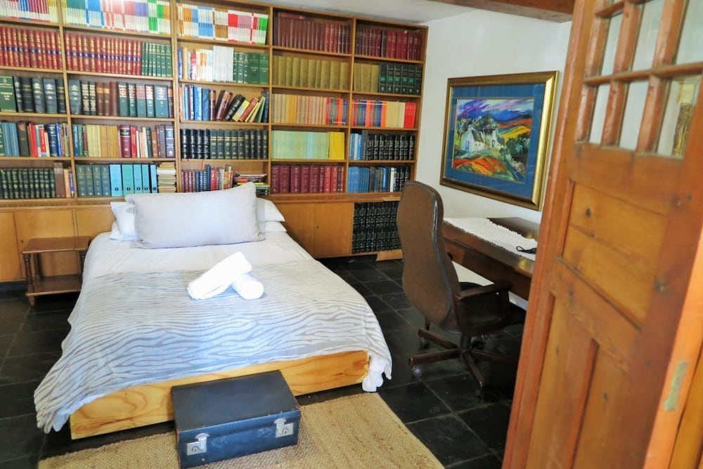 Sandton Farmhouse Executive B&B 8/38
