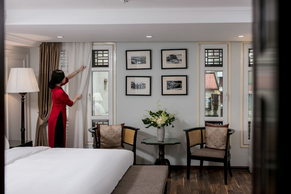 Hong Ngoc Dynastie Hotel 49/74
