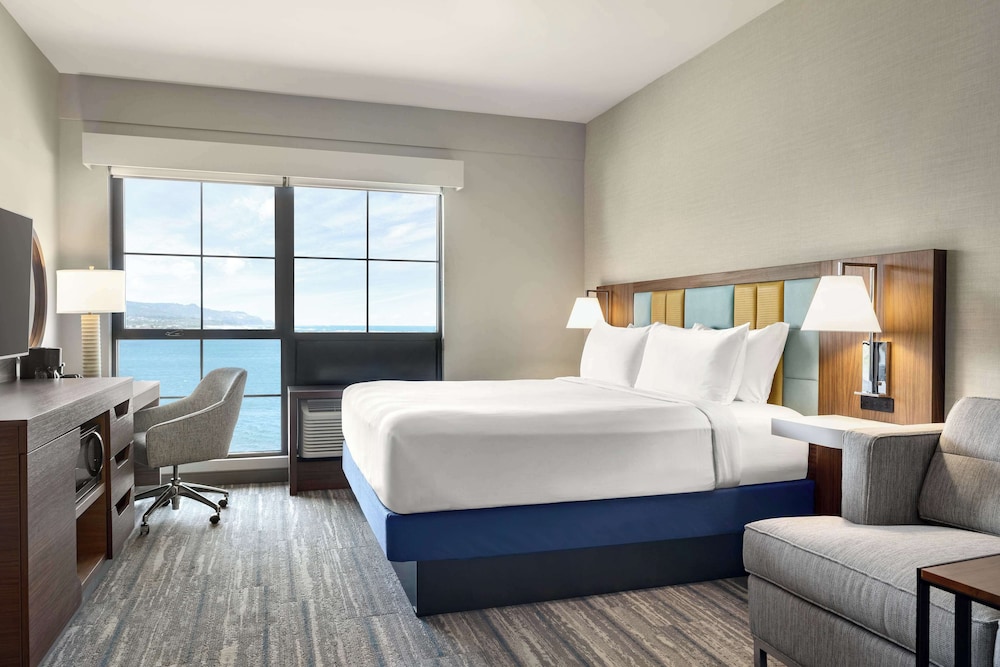 ROOM, KING BED, OCEAN VIEW, SOFA