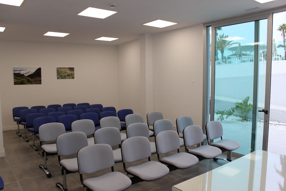 Hotel LIVVO Dunagolf Suites 40/50