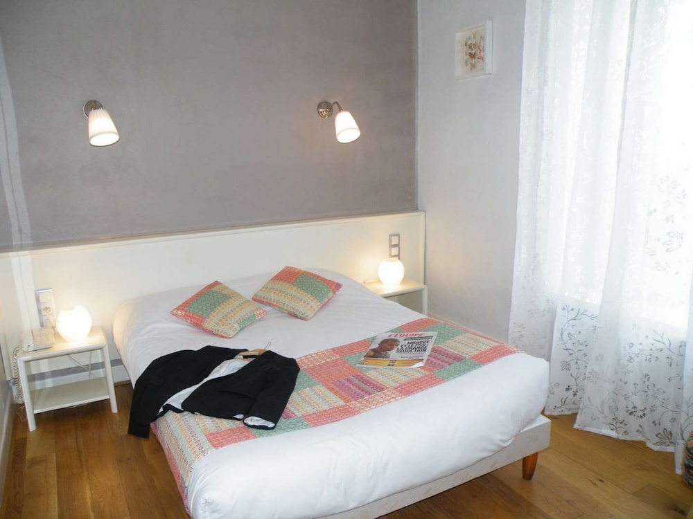 Brit Hotel Confort Roanne Grand Hotel 41/69