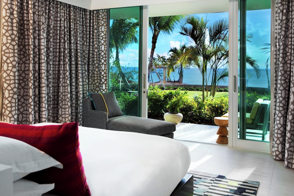 2 Bedrooms, Beach, Ocean Front