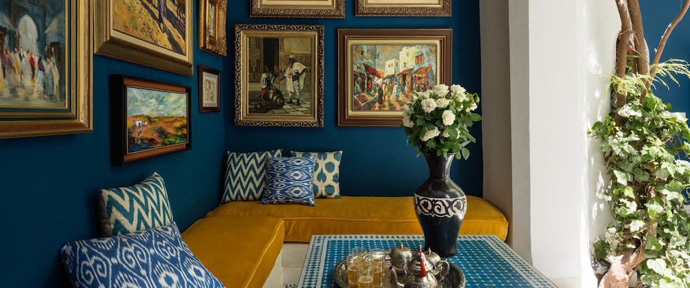 Riad Les Yeux Bleus 61/75