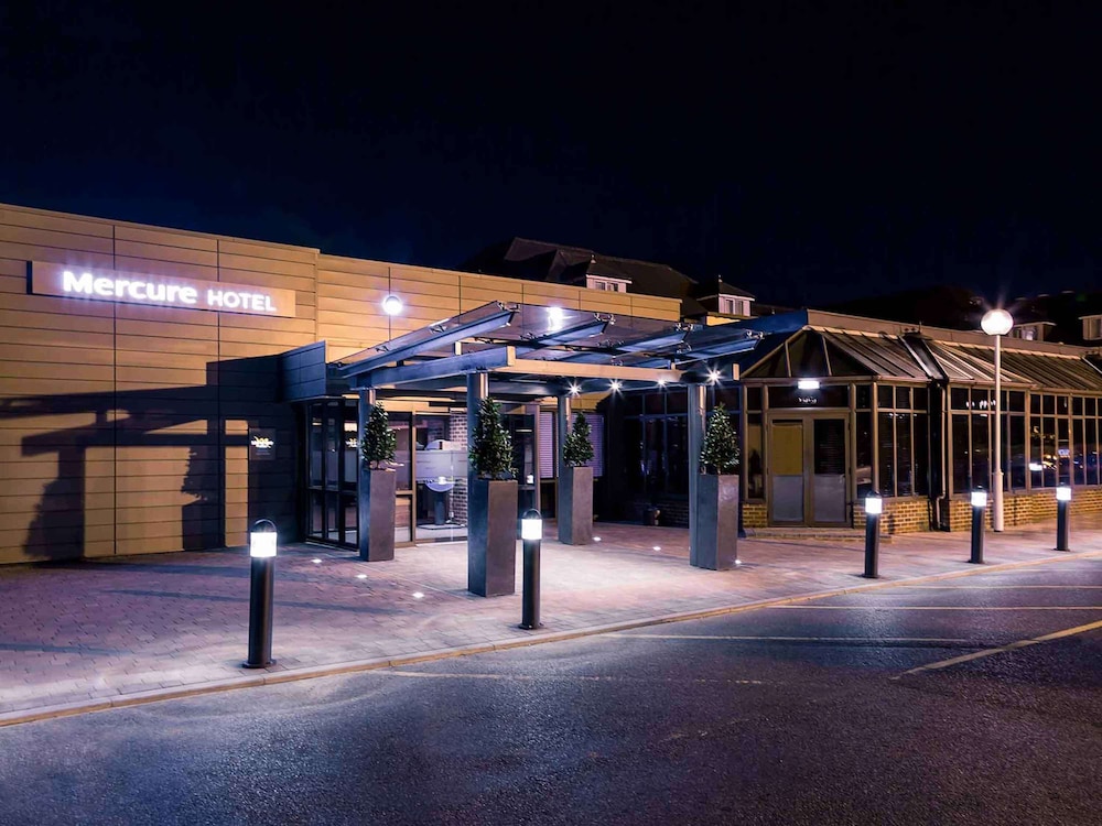 Mercure London Heathrow 65/68