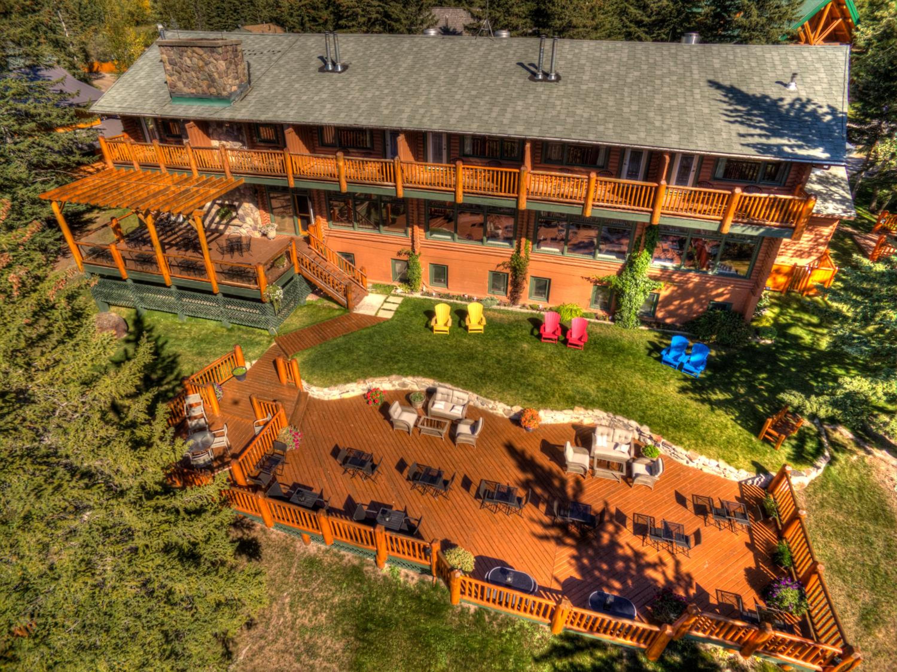 Overlander Mountain Lodge 2/22