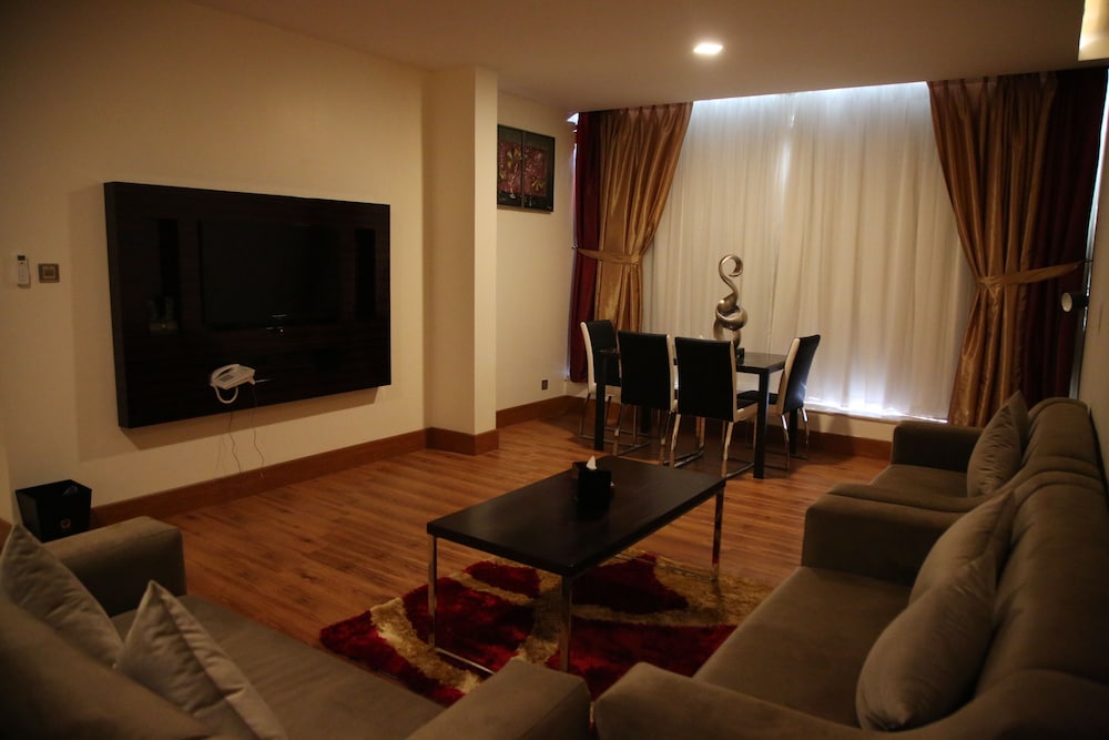 رؤوم ان الخفجي كورنيش(Raoum Inn Khafji Corniche) 25/50