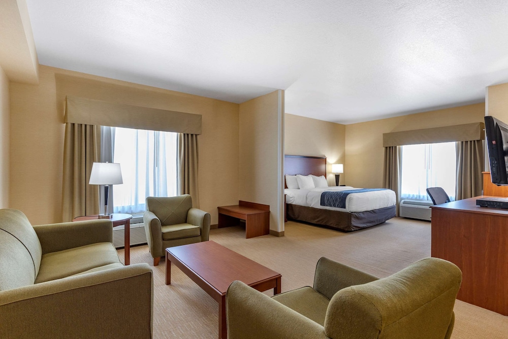 Comfort Inn and Suites Gateway to Glacier National Park 29/39