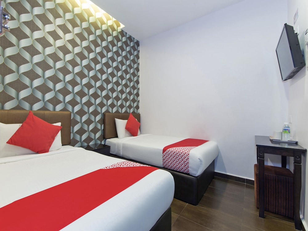 Palazzo Hotel 20/44