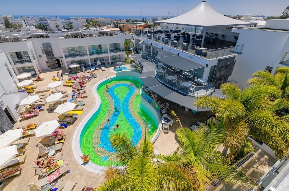 Tasia Maris Oasis Hotel 63/77