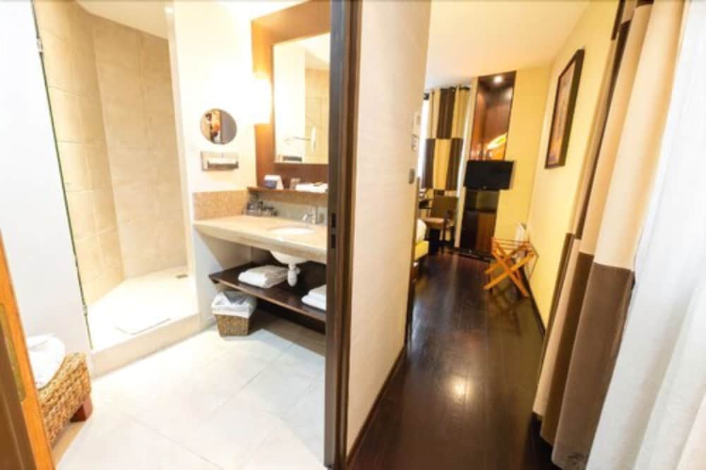 THE BOUTIQUE HOTEL GARONNE 33/33
