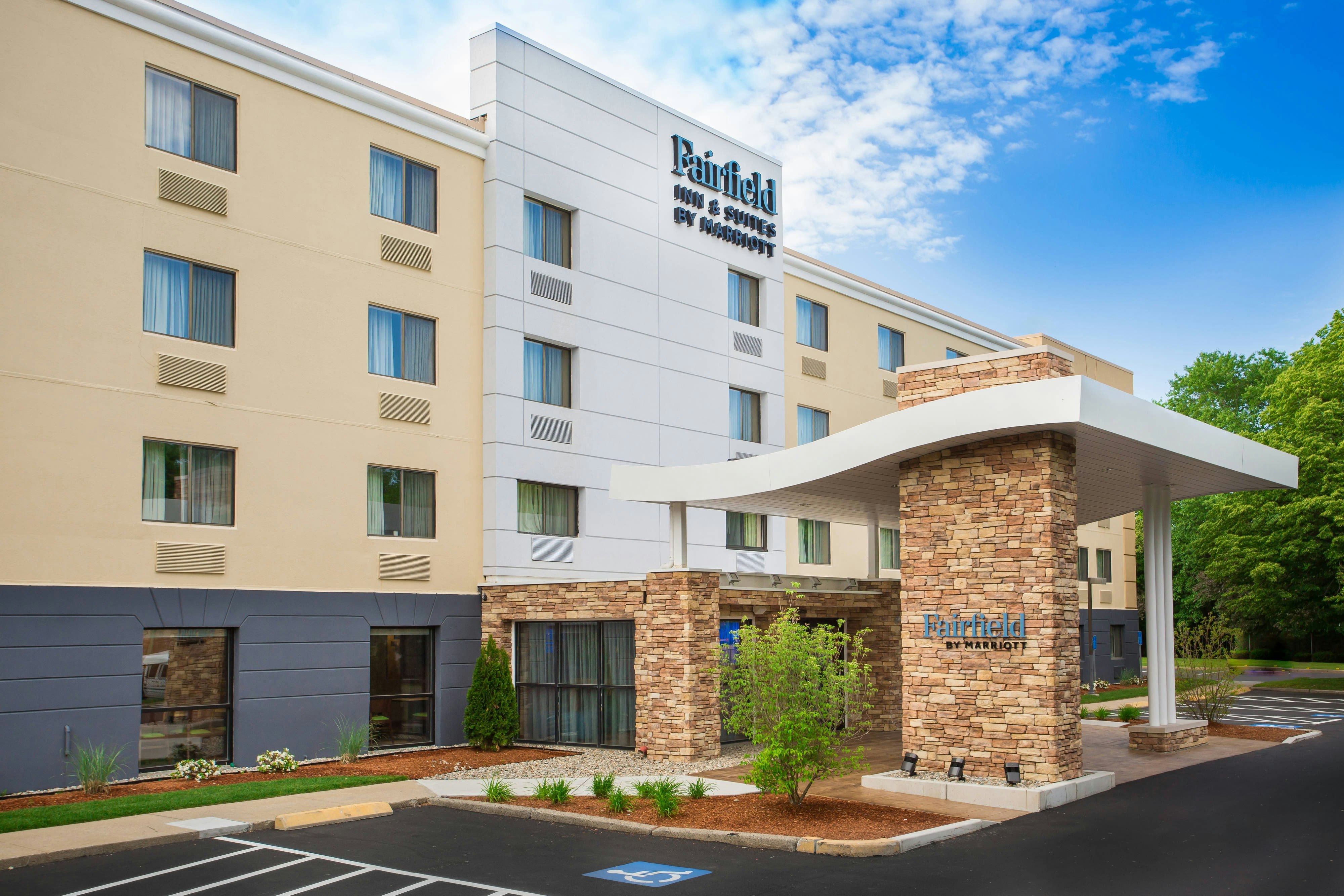 Fairfield Inn Suites Raynham Middleborough Plymouth 21/23