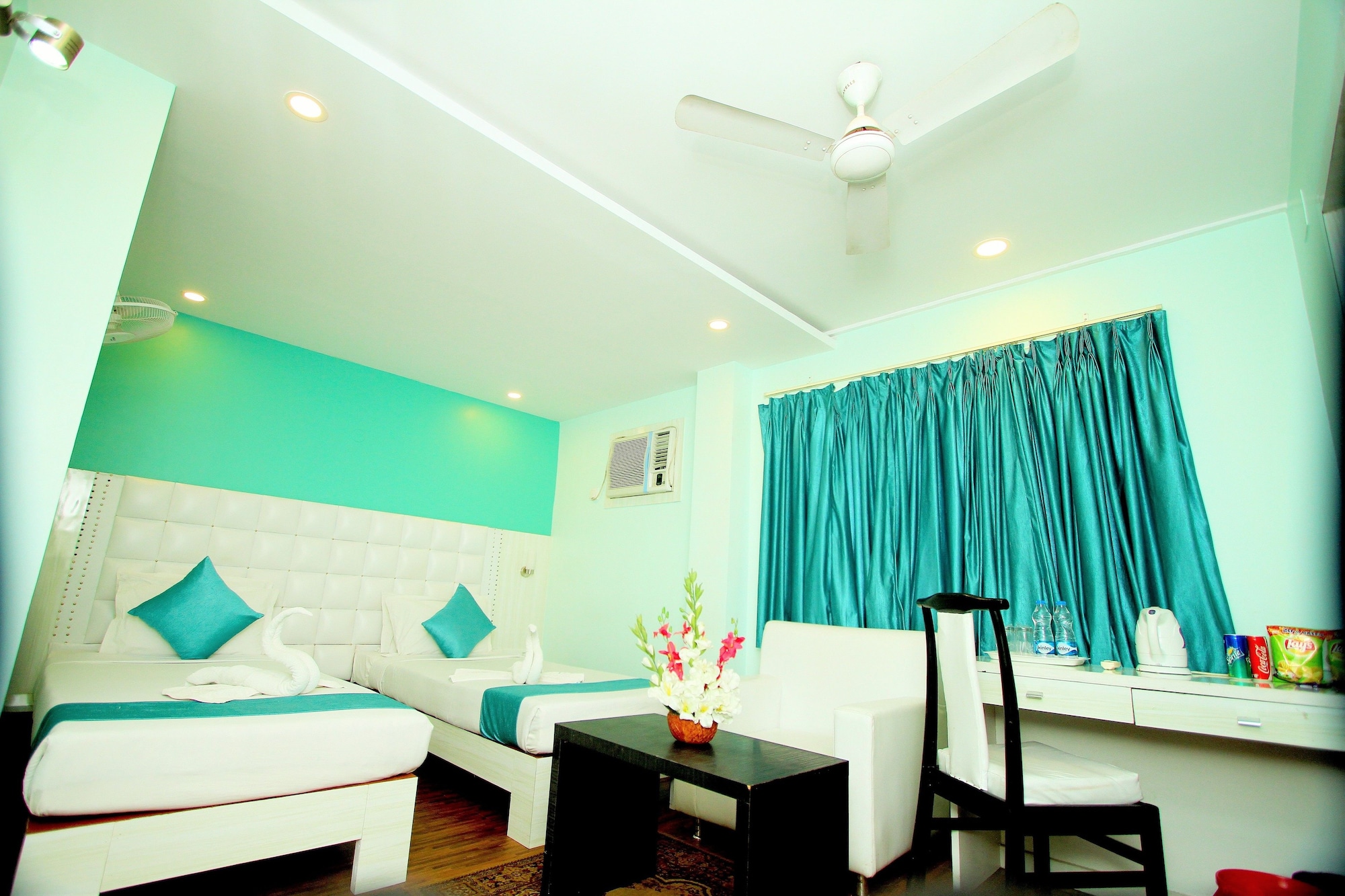 Super, Deluxe, Double Bed، Hotel Crestwood 4/5