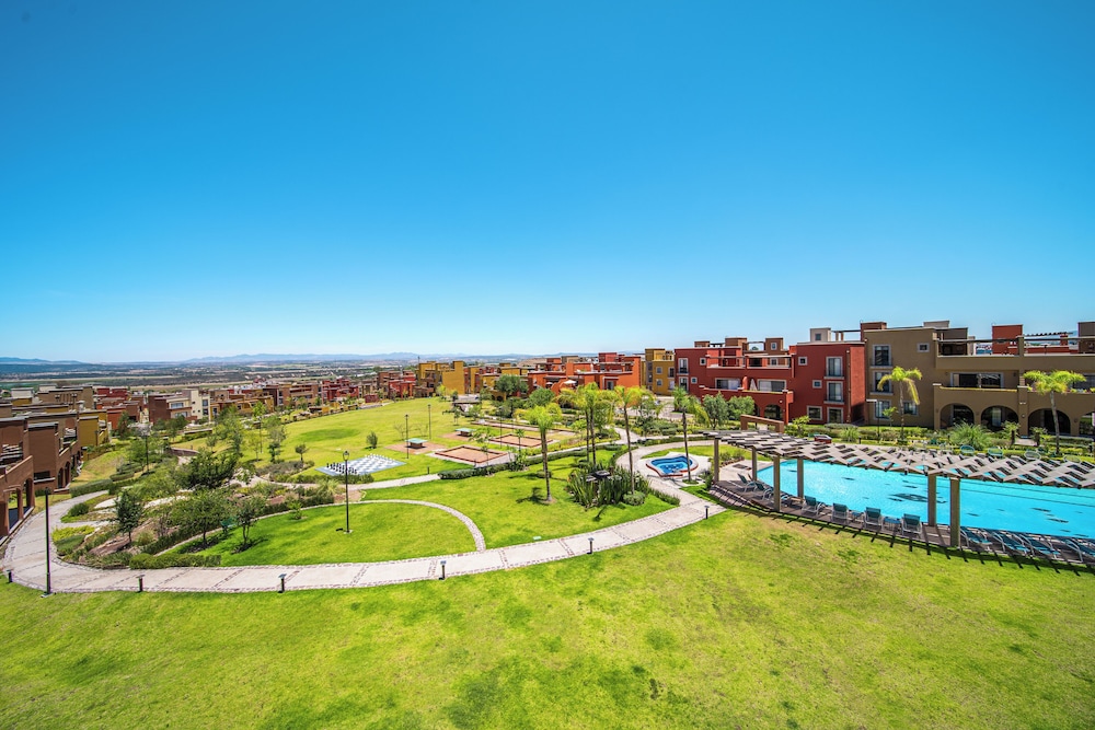 Krystal Grand Residences & Villas San Miguel de Allende 52/58