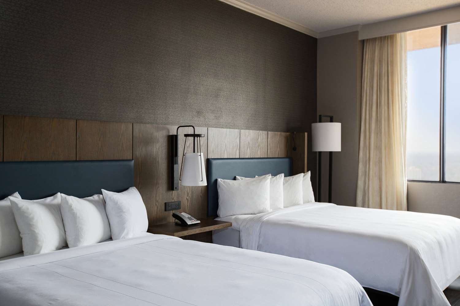 Preferred, 2 Queen Beds, Corner, Accessible