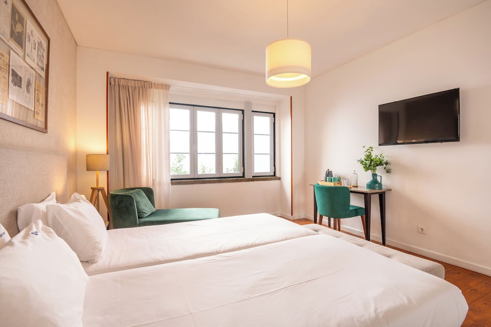 Bica Flh Suites 11/52