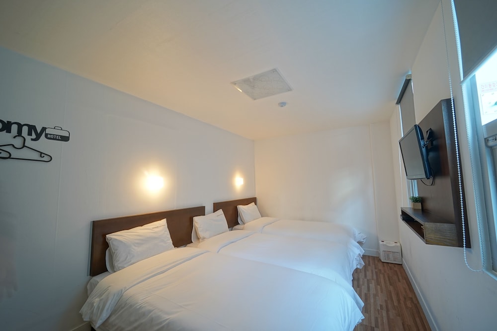 EKONOMY HOTEL HAEUNDAE 33/66