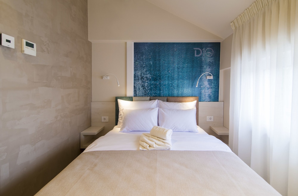 Garni Hotel D10 22/66