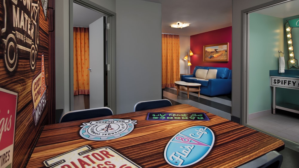 Disneys Art of Animation Resort 30/50