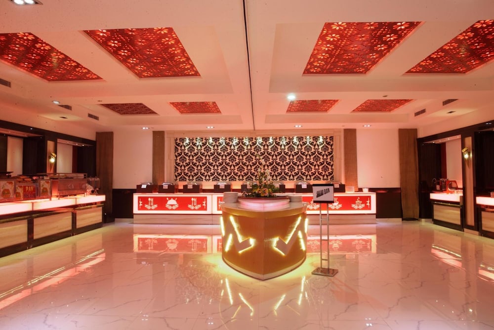OYO Premium Bhai Bala Chowk 5/48