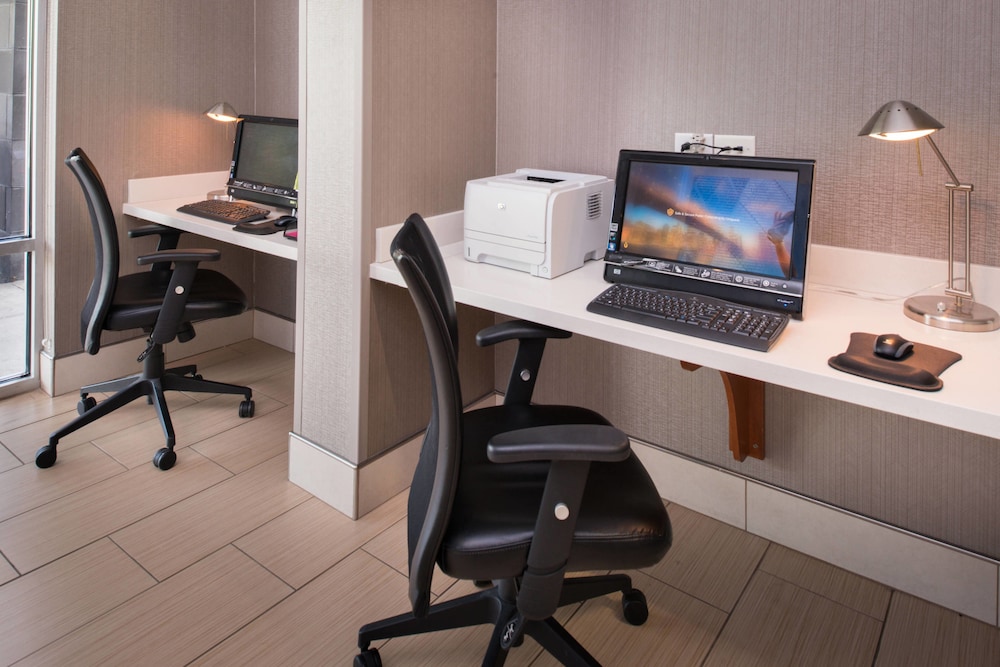 Springhill Suites Pittsburgh Southside Works 31/33