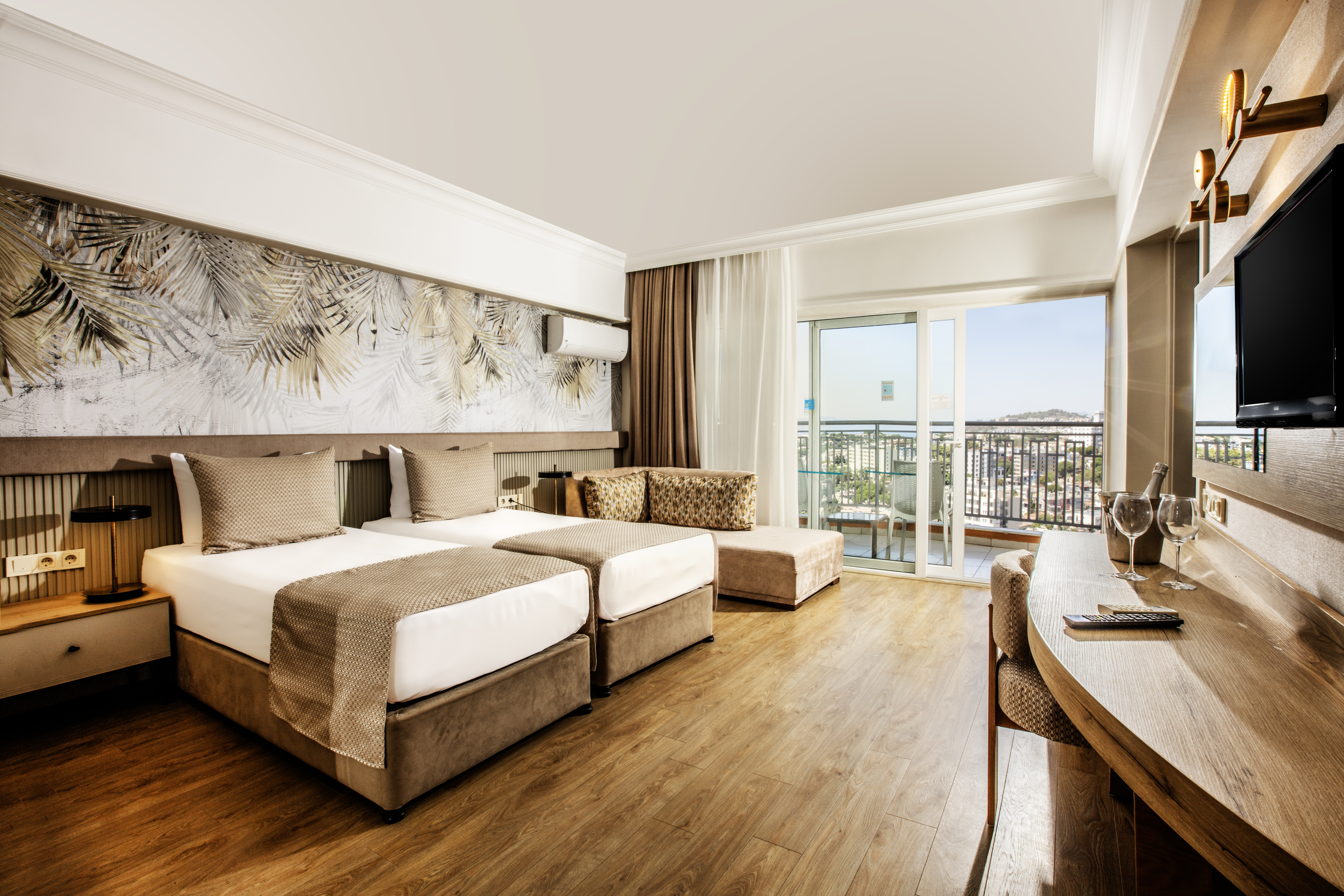 Palmin Hotel 12/50