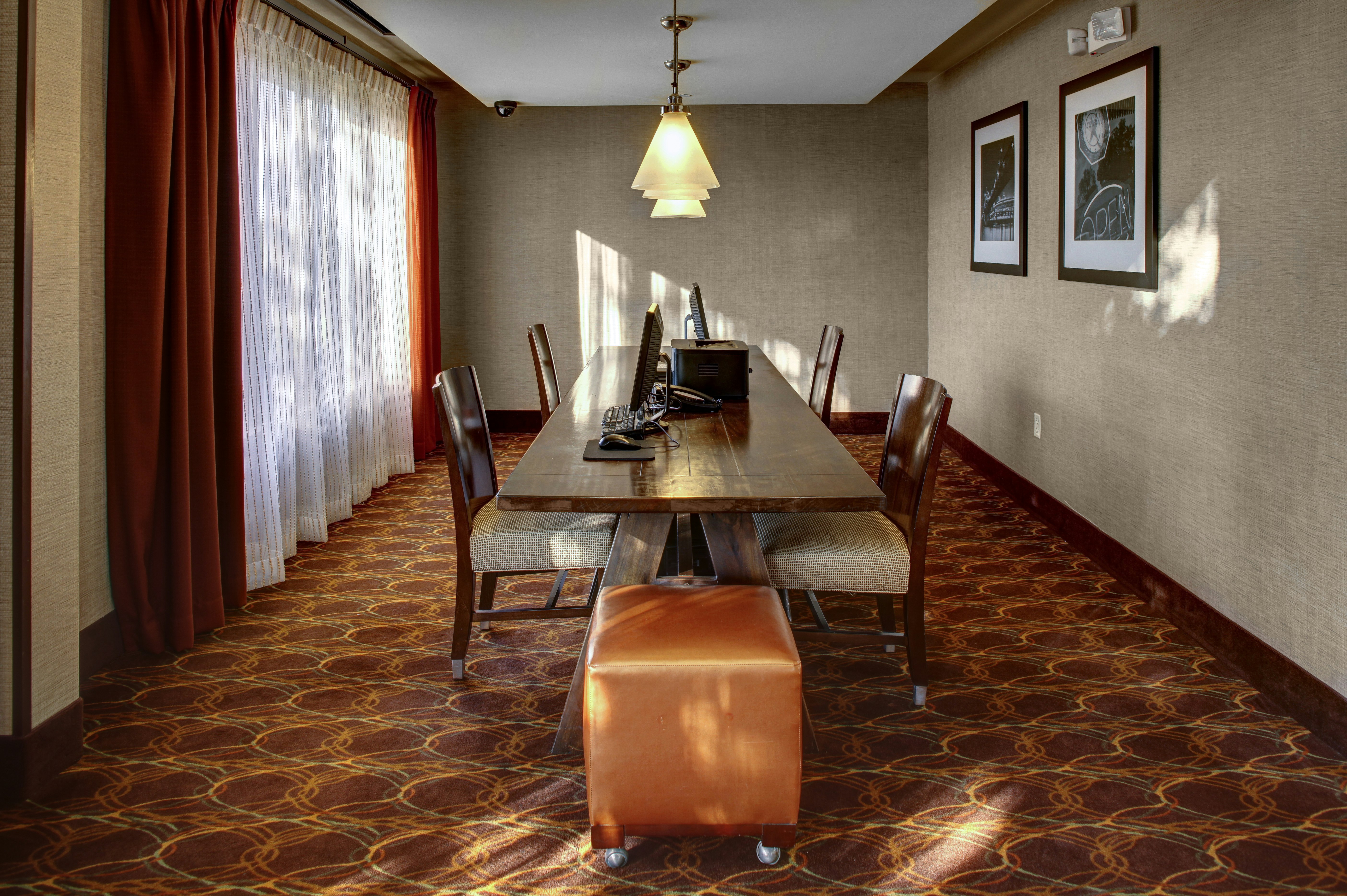 Hampton Inn and Suites Ft. Worth Alliance Airport 43/53