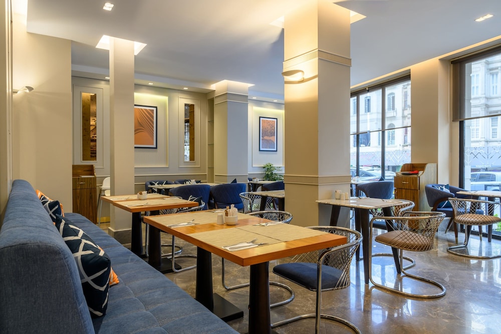 Four Points Flex by Sheraton Istanbul Taksim Square 50/54