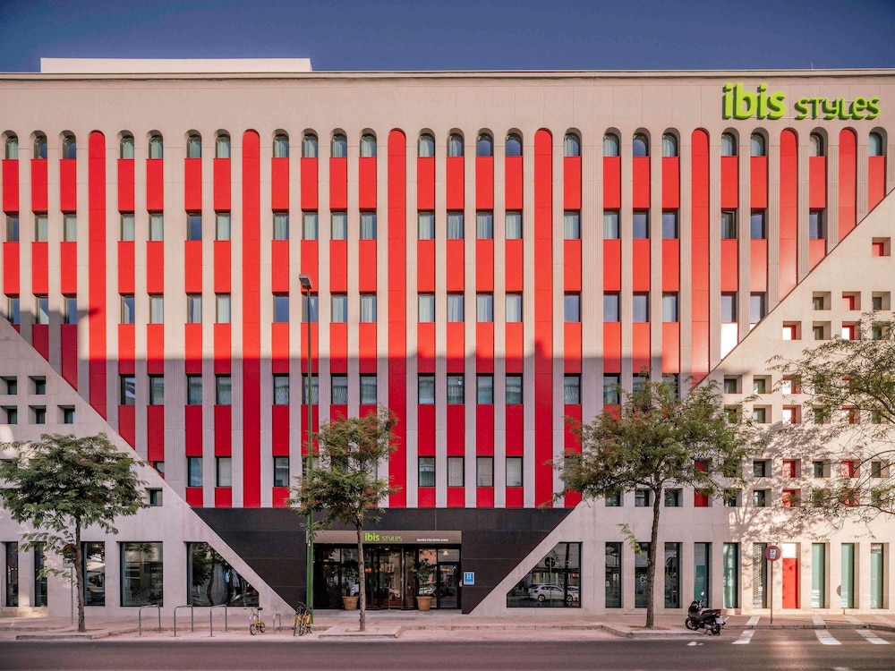 Ibis Styles Sevilla City Santa Justa photo1