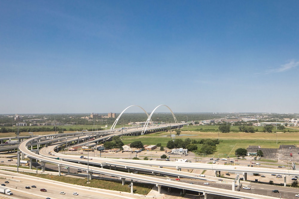Hyatt Regency Dallas 37/78