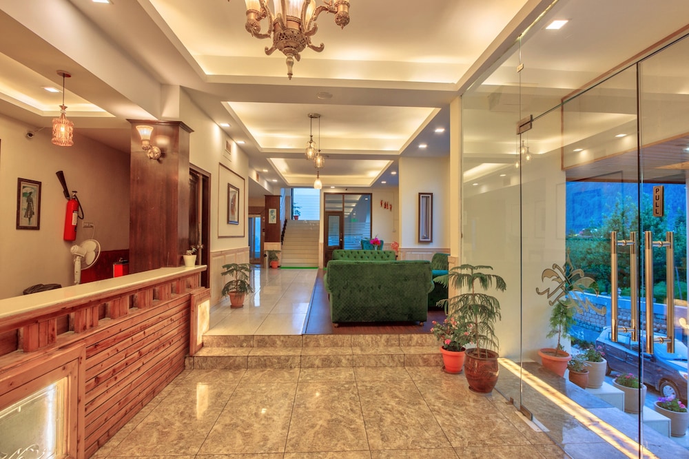 The Katoch Grand Resort 7/50